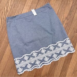 Talbots Petite Mini Pencil Skirt Embroidered Scalloped Hem  Size 10P
